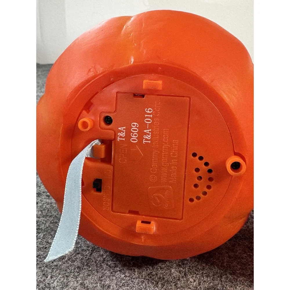 Vintage Light Up Gemmy Pumpkin set 